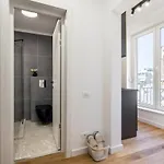 Superb - Location - Amazing Views * Bukurešť