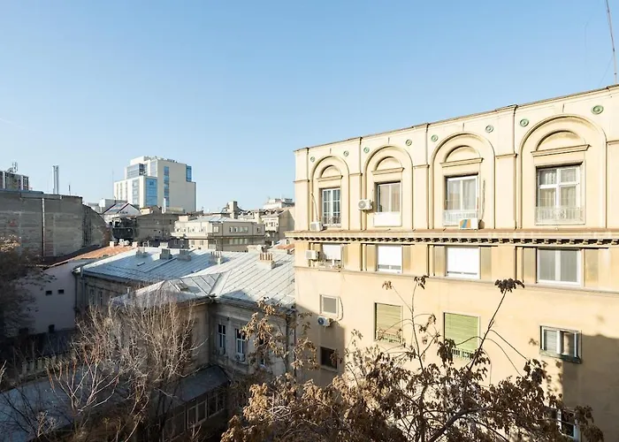 Апартаменти Superb - Location - Amazing Views *