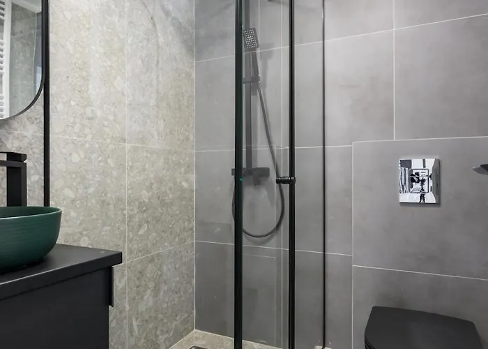 Superb - Location - Amazing Views Apartment Bucharest