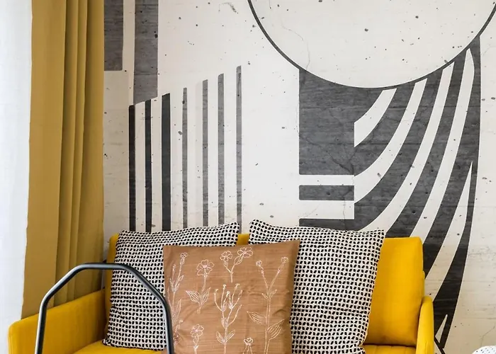 Superb - Location - Amazing Views *